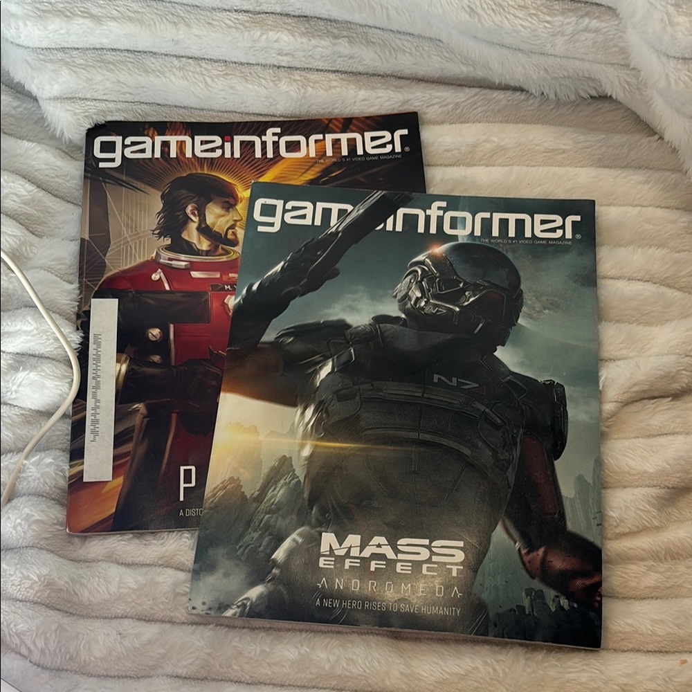 Magazine Bundle Gameinformer 2 issues Dec 2016 and Jan 2017